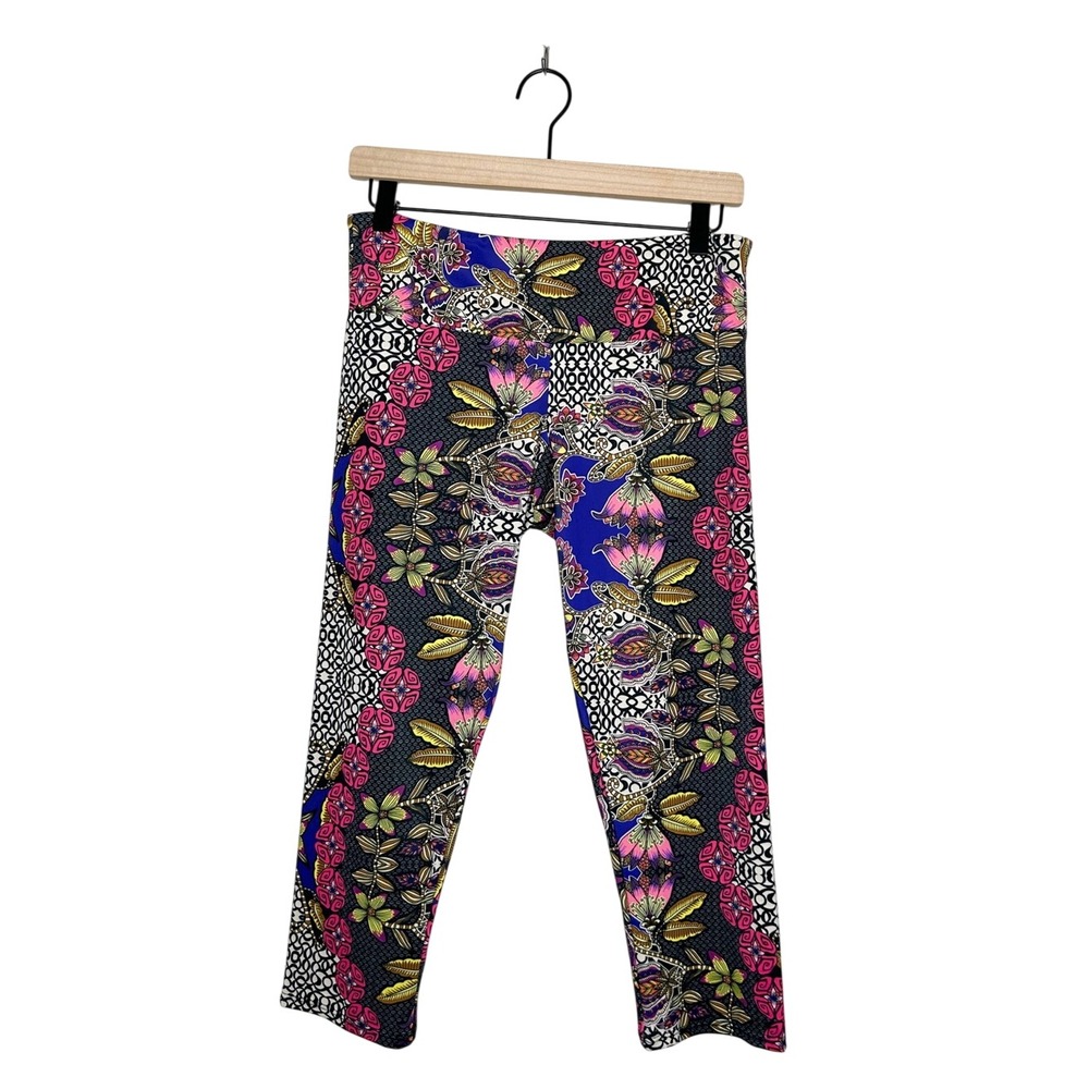 Onzie Womens Athletic Workout Cropped Capri Legging Pants Eclectic Floral M/L